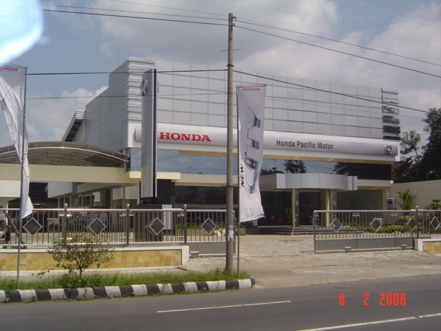 Honda Pacifik Motor