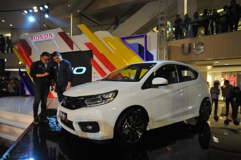 SETELAH WORLD PREMIERE DI JAKARTA, HONDA LUNCURKAN ALL NEW HONDA BRIO DENGAN KARAKTER LEBIH SPORTY DI SURABAYA