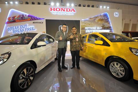 HARGA ALL NEW HONDA BRIO RESMI DIUMUMKAN DI SURABAYA PADA AJANG GIIAS SURABAYA AUTO SHOW 2018