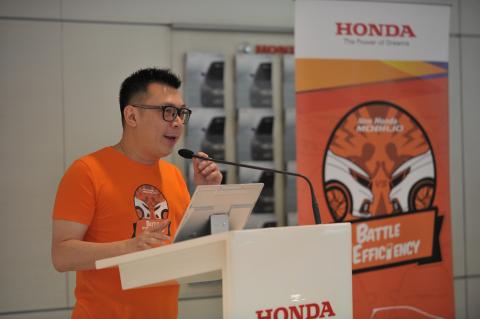 HONDA SURABAYA CENTER ADAKAN ADU HEMAT BAHAN BAKAR DI ACARA HONDA MOBILIO BATTLE OF EFFICIENCY