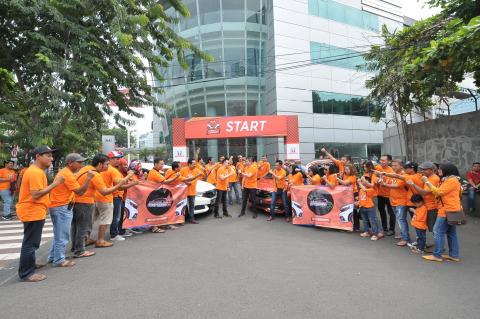 HONDA SURABAYA CENTER ADAKAN ADU HEMAT BAHAN BAKAR DI ACARA HONDA MOBILIO BATTLE OF EFFICIENCY