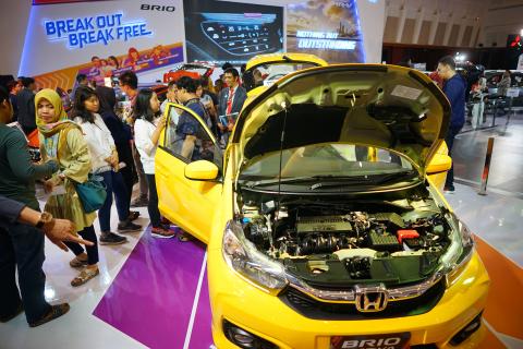 HARGA ALL NEW HONDA BRIO RESMI DIUMUMKAN DI SURABAYA PADA AJANG GIIAS SURABAYA AUTO SHOW 2018