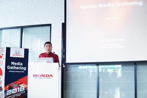 DONGRAK PENJUALAN AWAL TAHUN 2018, HONDA SURABAYA CENTER BERIKAN PROGRAM “HONDA BAWA HOKI”