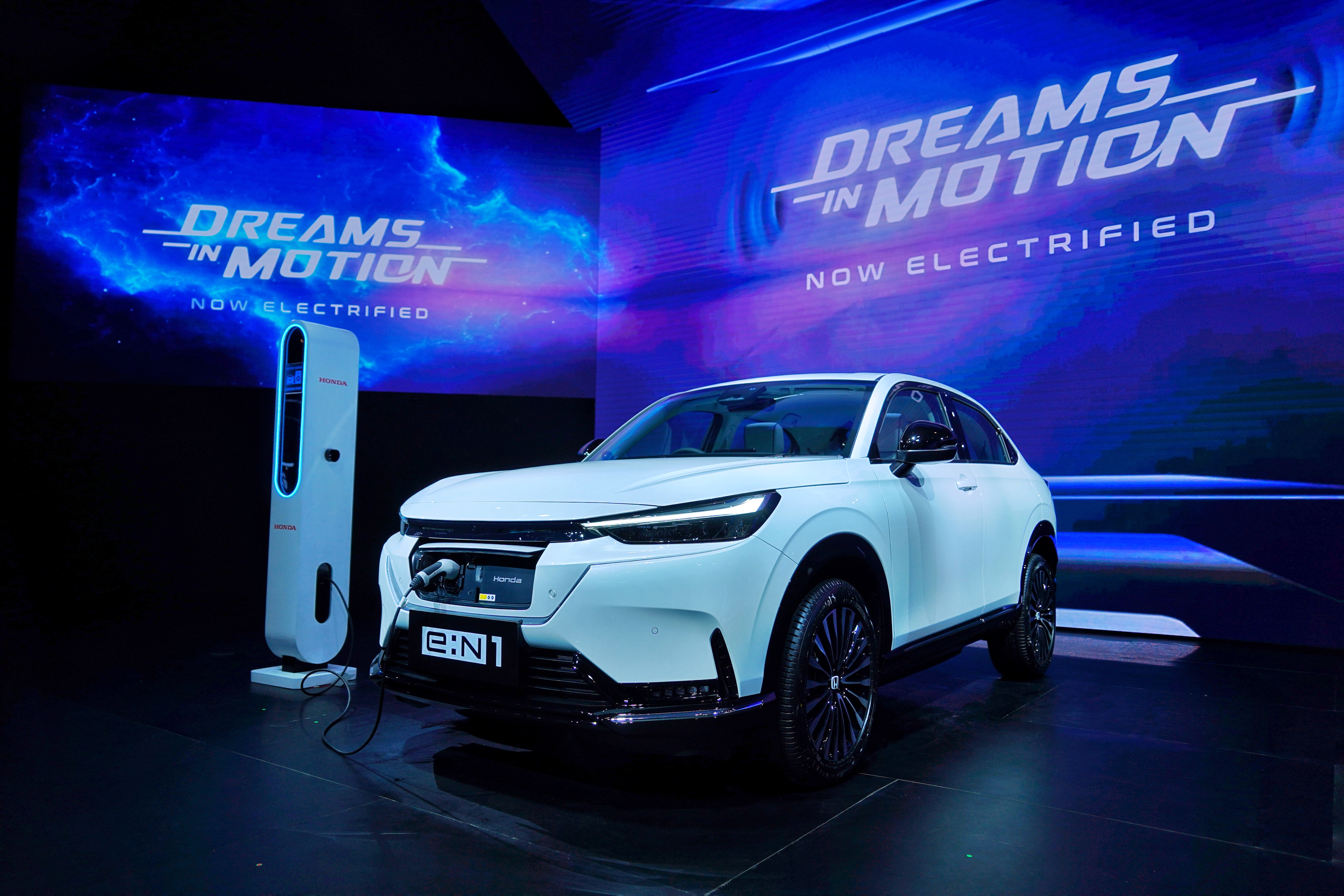 Eksterior Honda e:N1