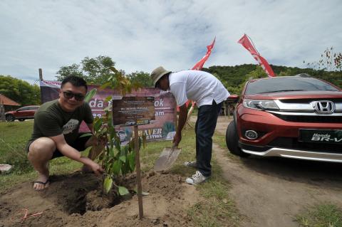 EKSPLORASI EKSOTISME LOMBOK, HONDA SURABAYA CENTER AJAK MEDIA UJI KETANGGUHAN HONDA BR-V PADA BRAVER EXPLORATION 2