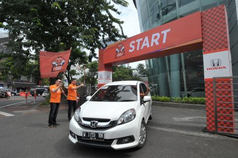 SERI PERTAMA HONDA MOBILIO BATTLE OF EFFICIENCY DI SURABAYA TEMBUS 27 KM/L