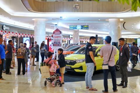 Pameran Honda di Pakuwon Mall Surabaya